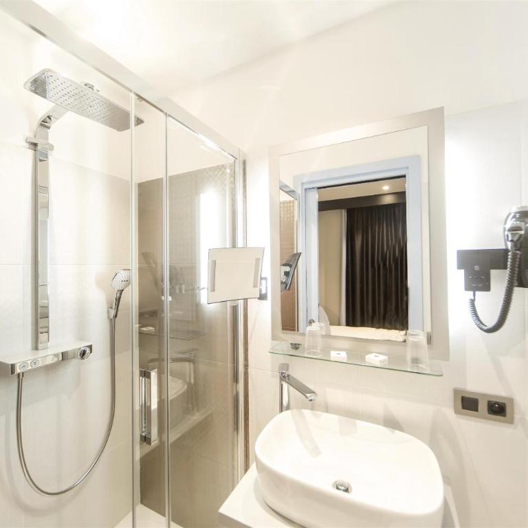 Hôtel Boutique Richelieu, Lyon Gare Part-Dieu - Chambre Simple Standard avec Lit Double - Côté Train - 1