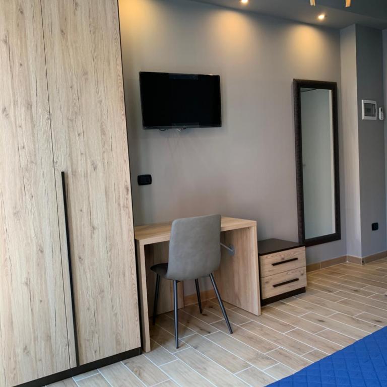 MARCONI 2 rooms - Double Room with Private Bathroom - 3