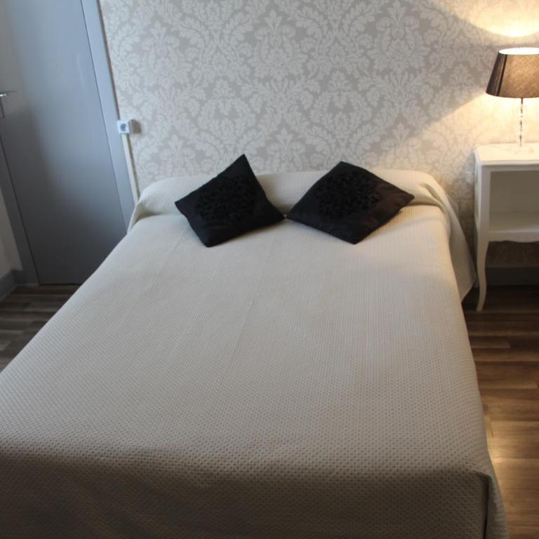 Hotel Au Chapon Fin - Chambre Triple - 2