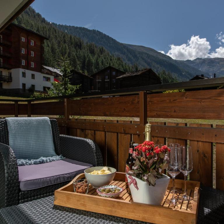 Chez Nous Zermatt - Apartment mit Blick auf die Berge - 3