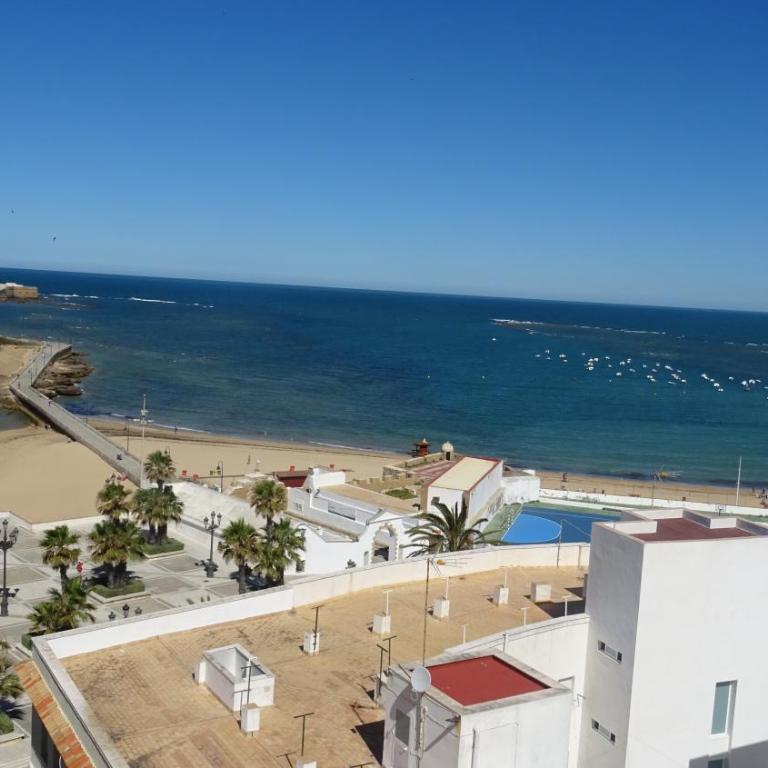 Apartamento Fenicia con aparcamiento incluido Vistas al mar - Apartamento de 3 dormitorios - 4