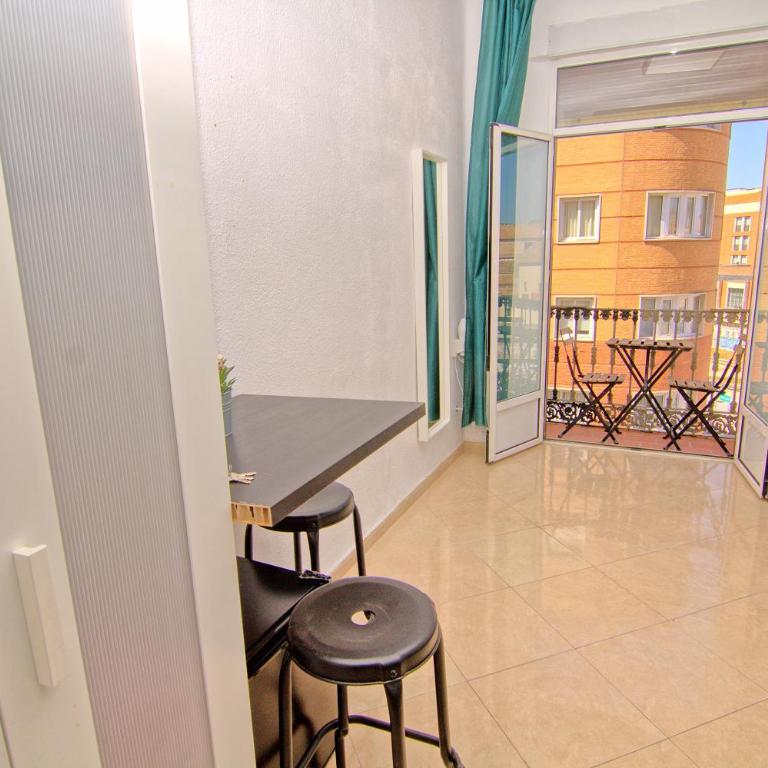 Balcony & Room Malaga centro - Habitación Individual con balcón - 9