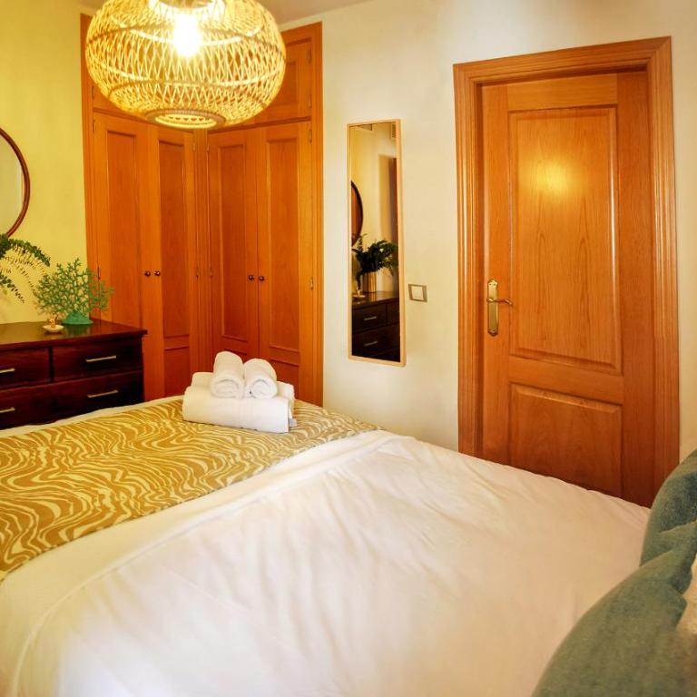 Homely Málaga Malagueta junto al mar, parking privado bajo suplemento - Apartamento de 1 dormitorio - 12