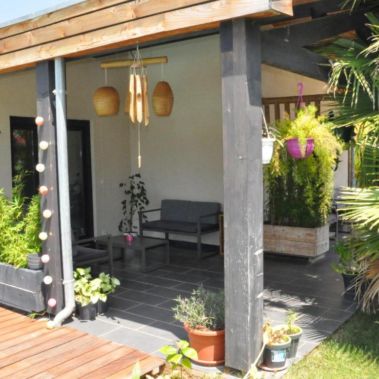 Villa-Carroubier - Deluxe Double Room - 2