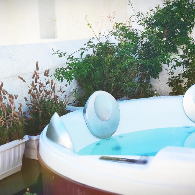 Amalfi Pool Suite - Puglia Mia Apartments - Appartamento con 2 Camere da Letto - 3