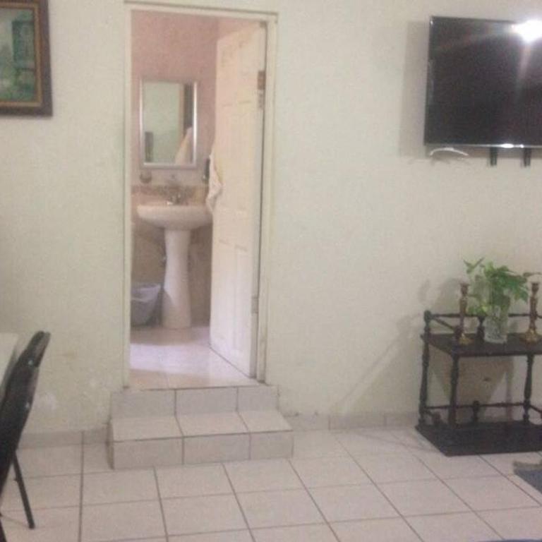 Valle de Brisas - One-Bedroom Apartment - 3