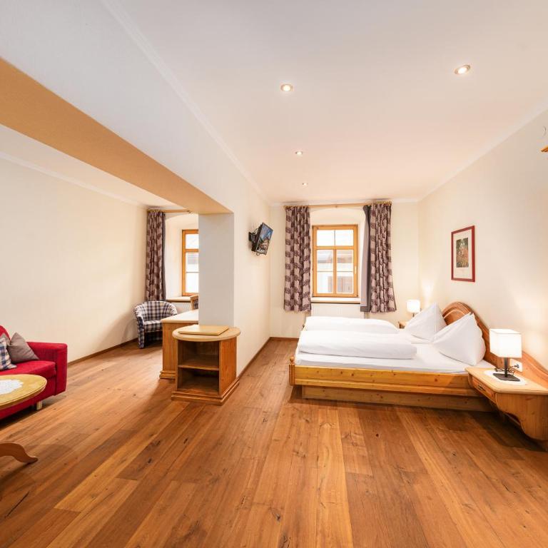Hotel Heitzmann - Comfort Dreibettzimmer - 1