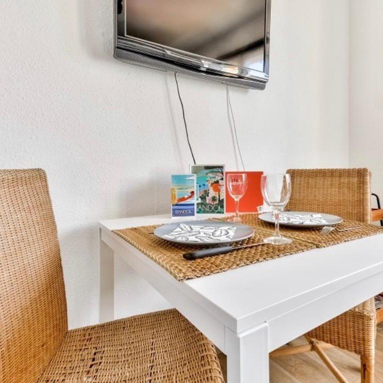Studio avec piscine, proche plages - Appartement - 7