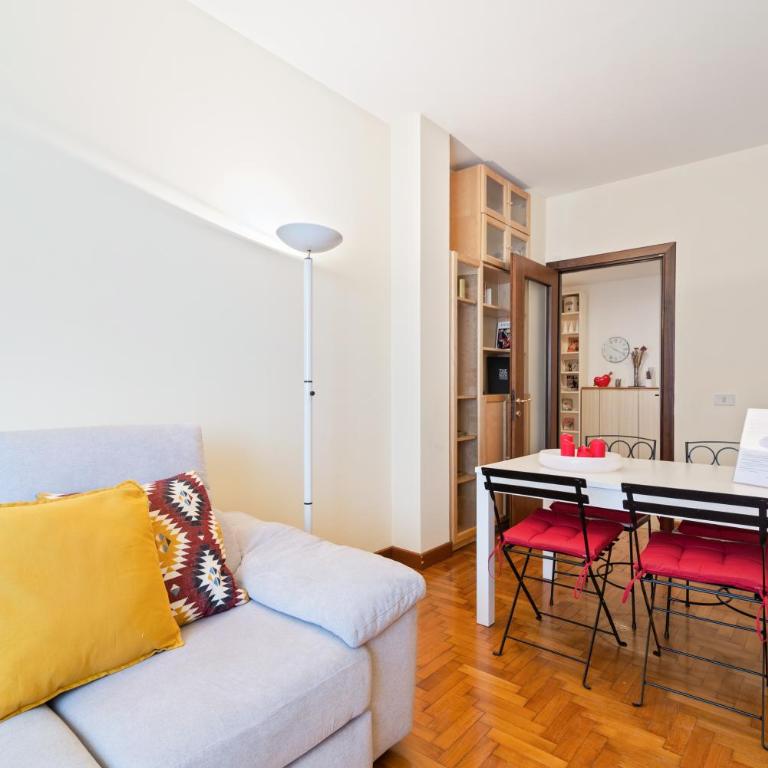 GuestHost - San Antonio Garden Flat with Terrace - Appartamento con 2 Camere da Letto - 2