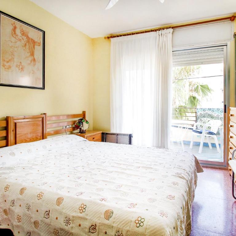Rocamaura 9 Sistachrentals - Two-Bedroom Apartment with Terrace - 4