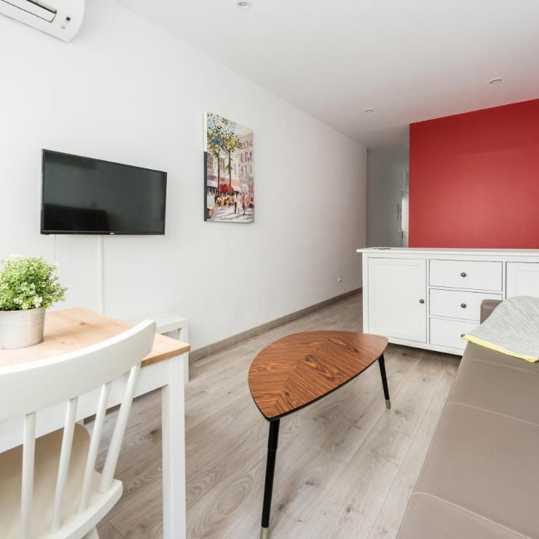 La Vivienda de Pedro Zerolo - One-Bedroom Apartment - 8