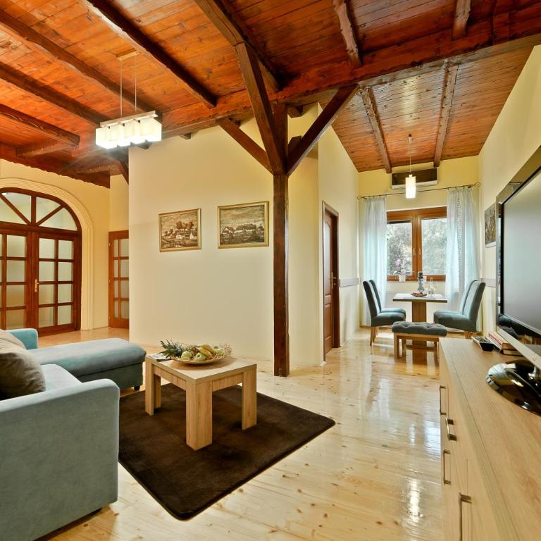 DuMalux apartment - Three-Bedroom Apartment - 7