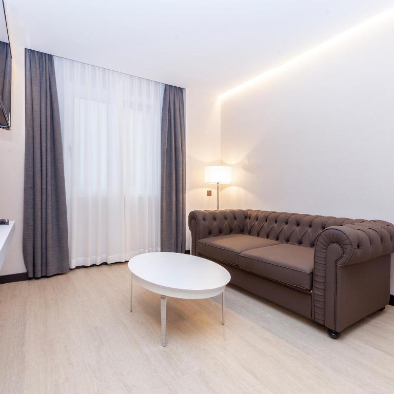 Hotel Liabeny - Junior Suite - 1