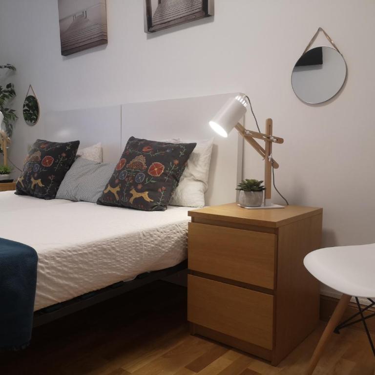 Apartamento Amplio y Central a pie de Playa la Concha - Apartamento con balcón - 6