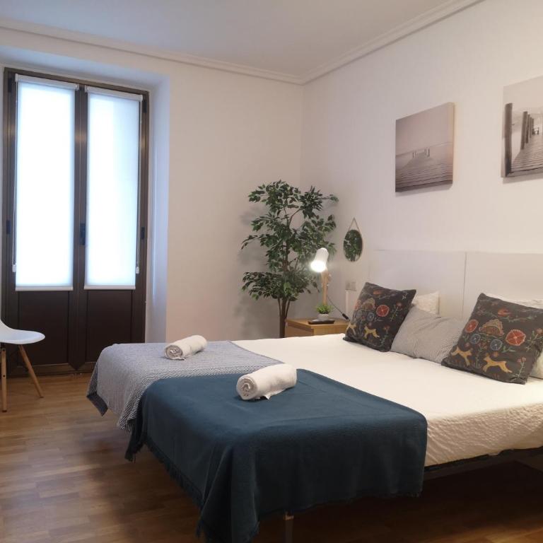 Apartamento Amplio y Central a pie de Playa la Concha - Apartamento con balcón - 7