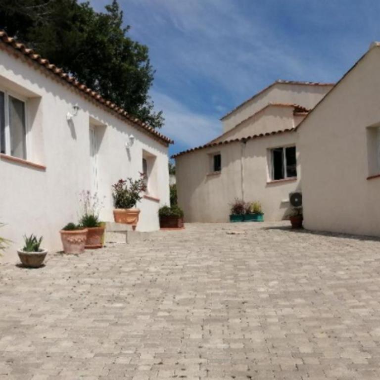 VILLAS-Piscine les MIMOSAS - Villa with Pool View and Terrace - 8