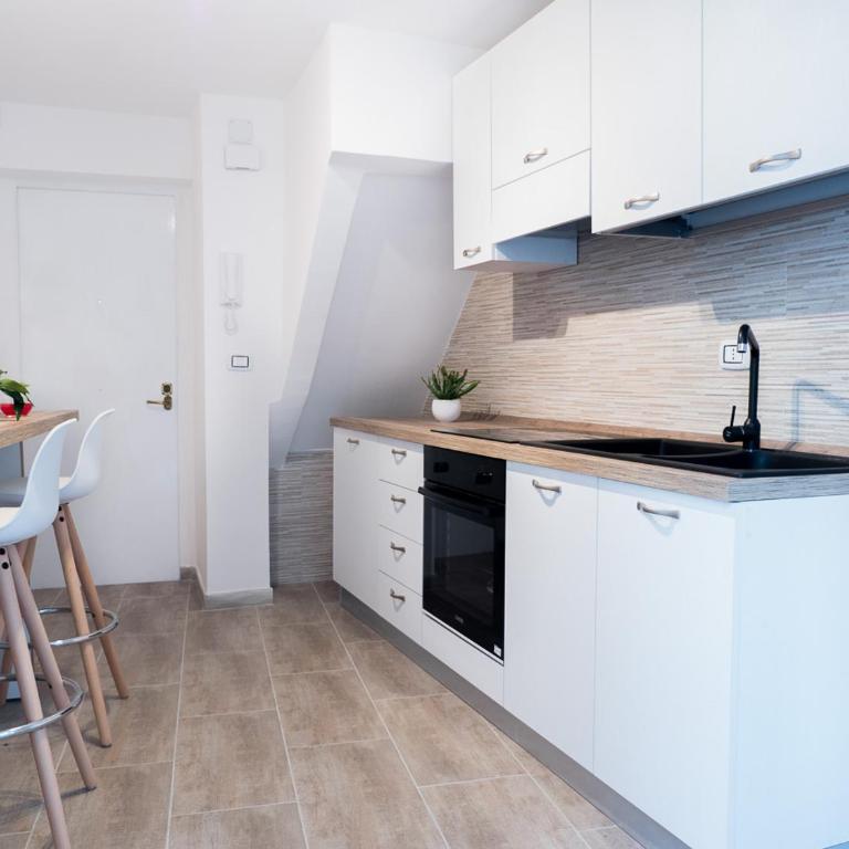 Chiaia Premium Flat, Naples Center, Near Seaside - Appartamento con 1 Camera da Letto - 24