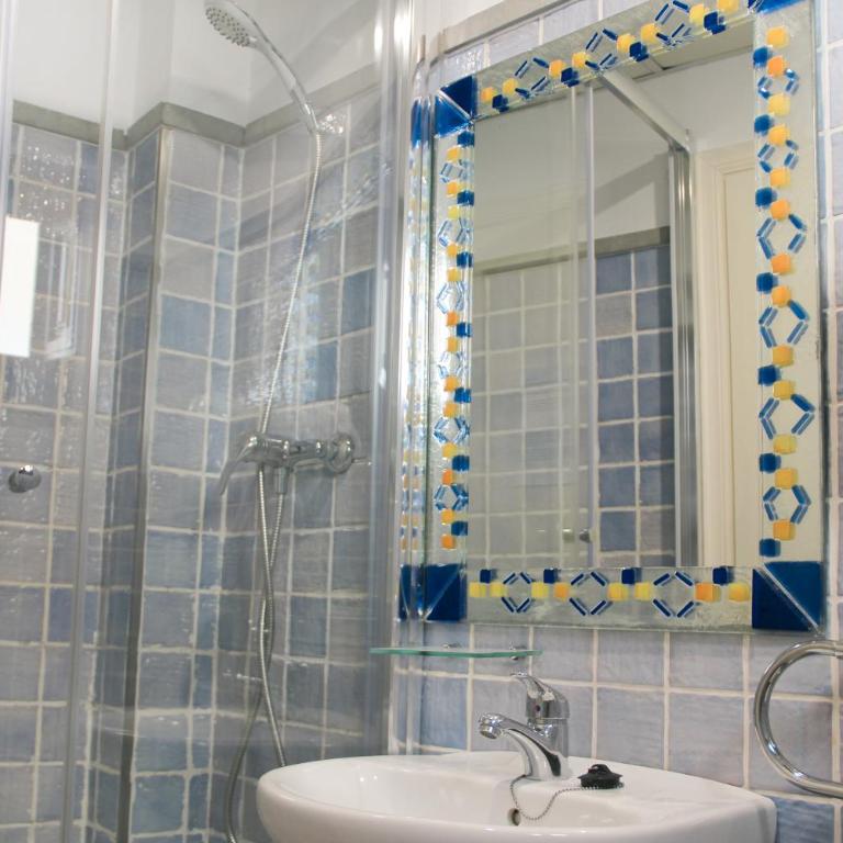La Piquera Hostal - Habitación Doble Económica - 5