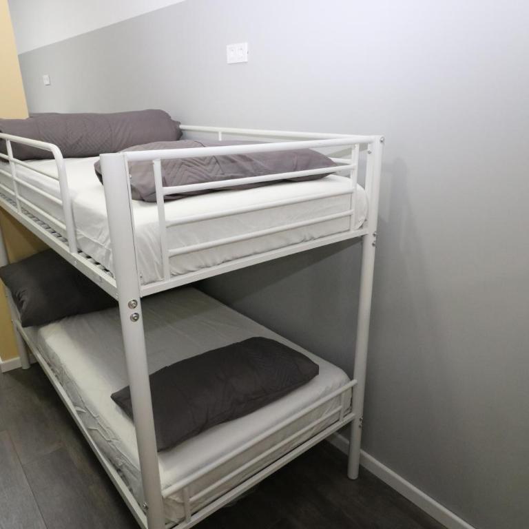 Madrid Downtown Hostel - Bunk Bed in Mixed Dormitory Room - 14