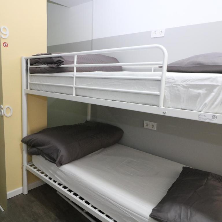 Madrid Downtown Hostel - Bunk Bed in Mixed Dormitory Room - 12