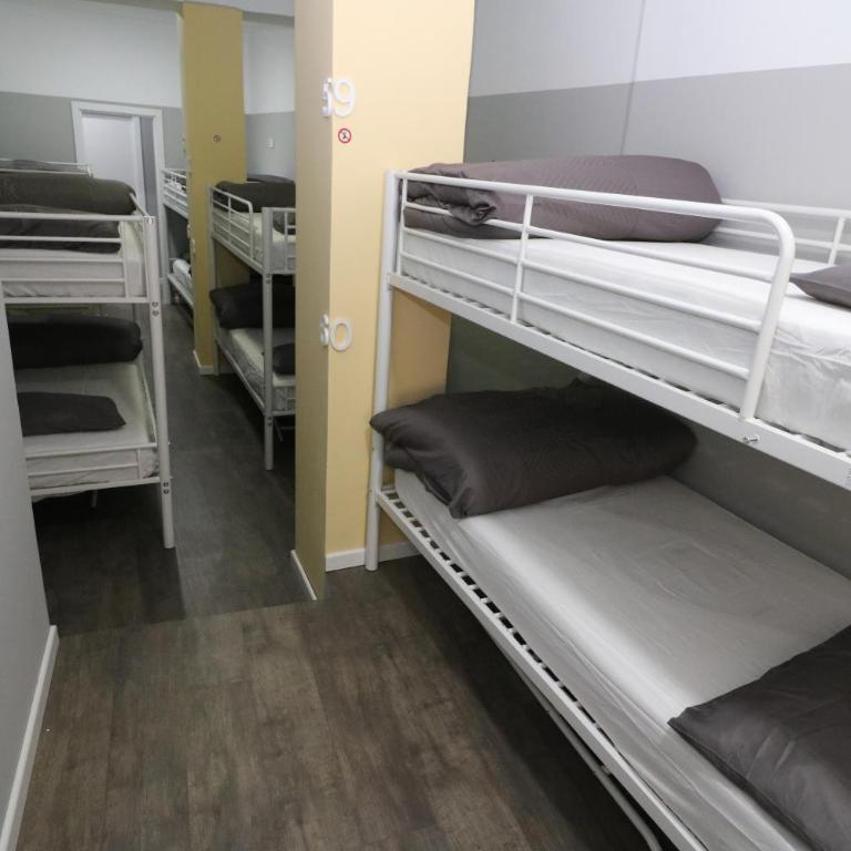 Madrid Downtown Hostel - Bunk Bed in Mixed Dormitory Room - 17