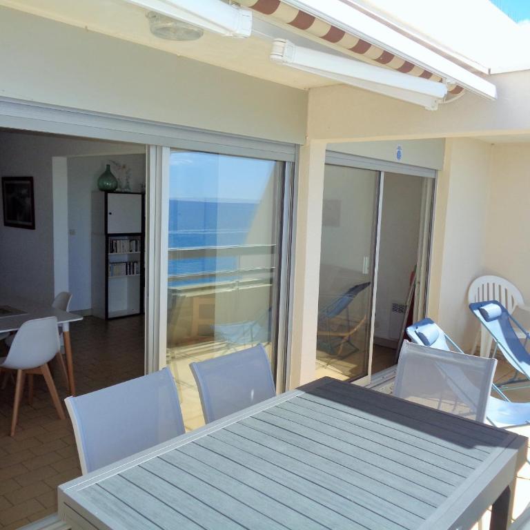 DOUBLE TERRASSE EN 1ERE LIGNE MER, DERNIER ETAGE - Appartement - Vue sur Mer - 18