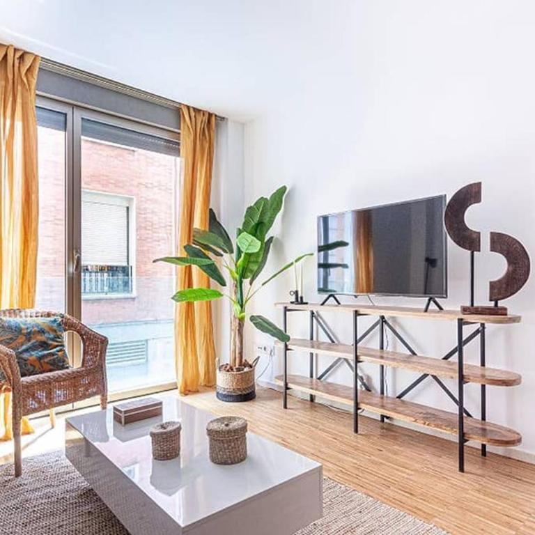 Heima Gran Vía A - One-Bedroom Apartment - 3