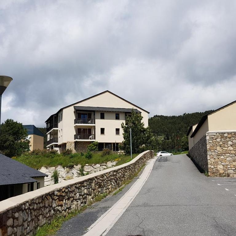 Studio cosy à Font romeu avec Piscine et superbe vue - Studio - 9