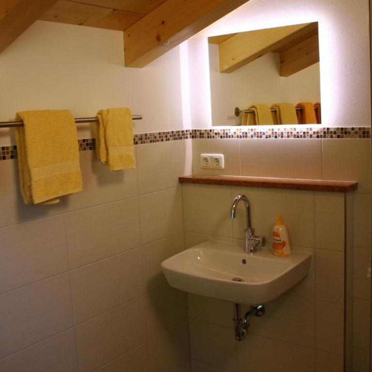 Haus Tannenheim - Apartment mit Balkon - 6