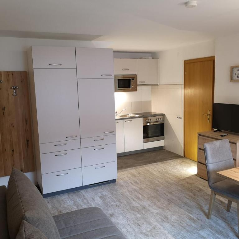 Birkenhof - Apartment mit 1 Schlafzimmer und Balkon - 2 - 6