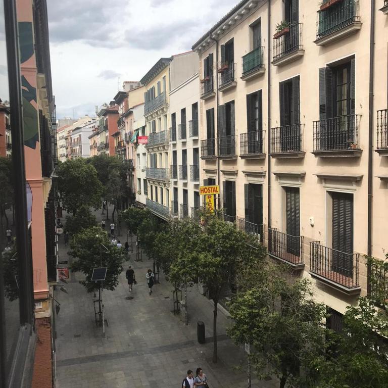 Fuencarral Adeco - Double Room with Extra Bed - 11