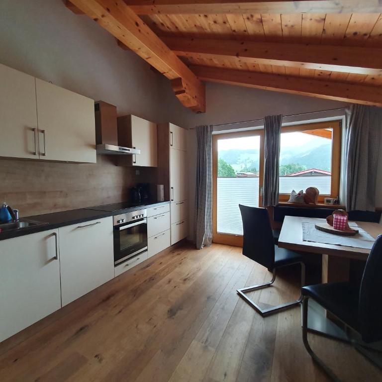 Dorfjuwel Alpbachtal - Apartment mit 1 Schlafzimmer - 1