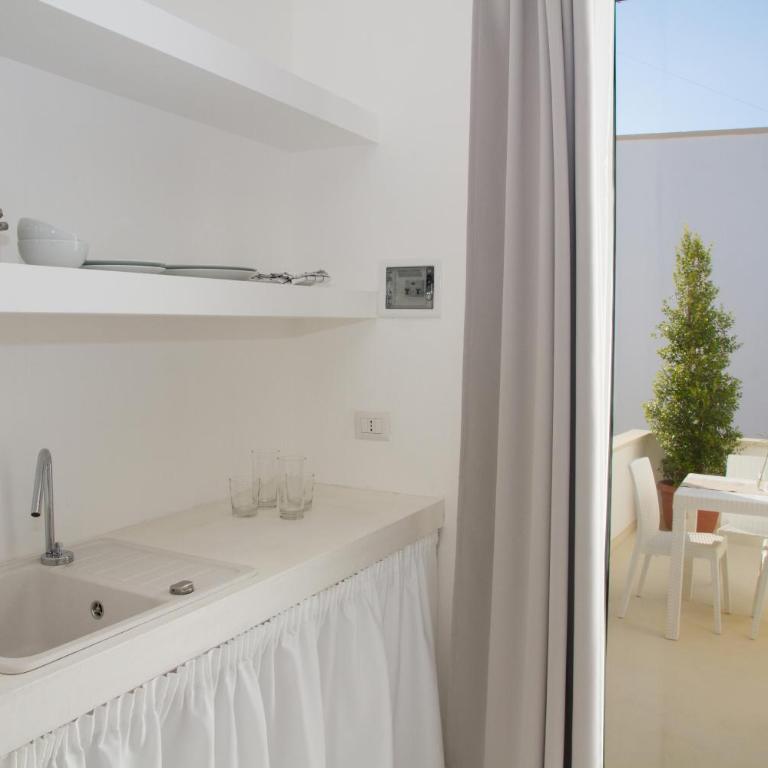 Dimora Ausentum - Camera Familiare con Terrazza - 6