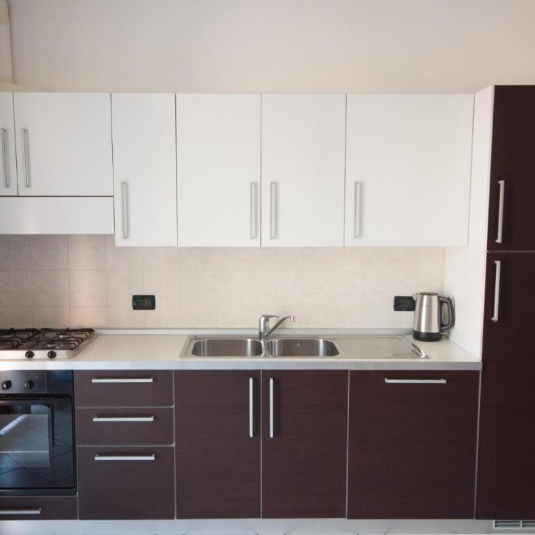 Castel View Apartment - Gardaslowemotion - Two-Bedroom Apartment - 7