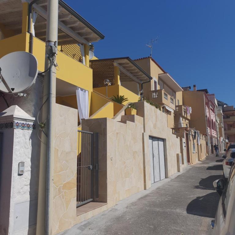 Yellowhouse - Appartamento con Vista Mare - 14