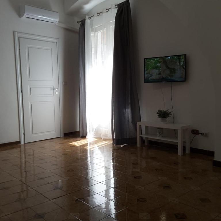 Il Centro Storico - Two-Bedroom Apartment - 19