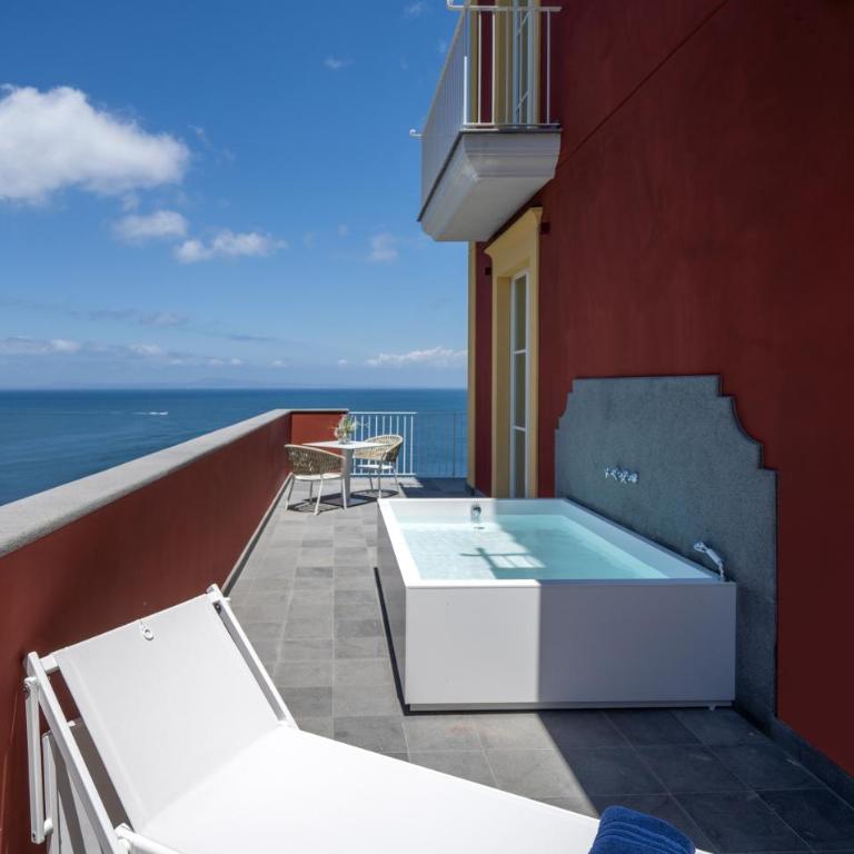 Hotel Lorelei Londres - Junior Suite Deluxe con Vista Mare e Vasca Idromassaggio Esterna - 2