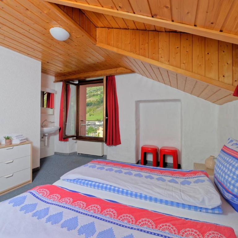 Hôtel Terminus - Doppel-/Zweibettzimmer mit Gemeinschaftsbad - 2