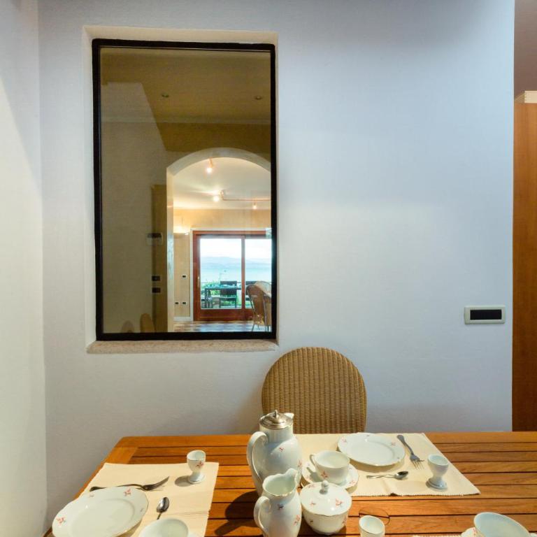 Lake Front Apartment - Direct Lake Access - Villa Fronte Spiaggia - 57