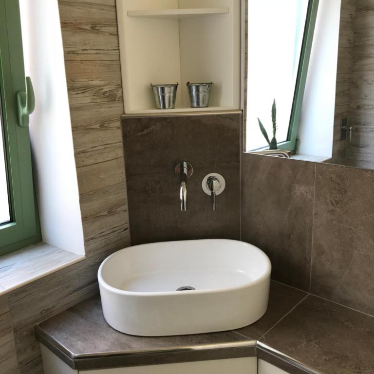 Santa Venera Home - Appartamento con 2 Camere da Letto - 11