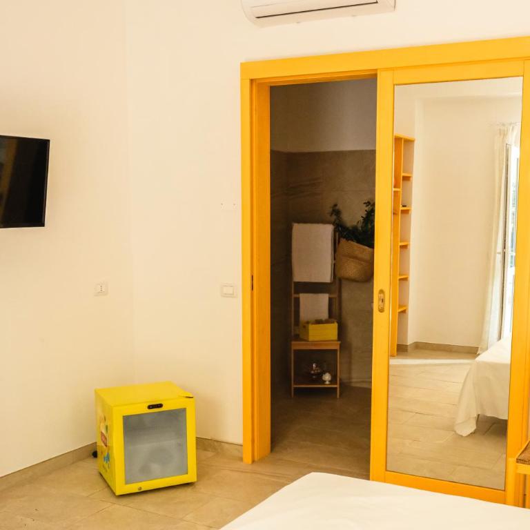 Tenuta L'Alba di monte Matino - Camera King con Doccia con Accesso per Sedie a Rotelle - Accesso Disabili - 5