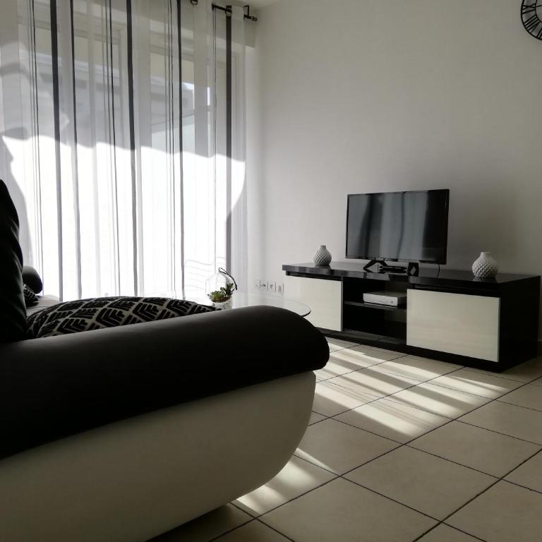 Appartement 2P et parking privé à 50m des plages. - Apartment mit Meerblick - 3