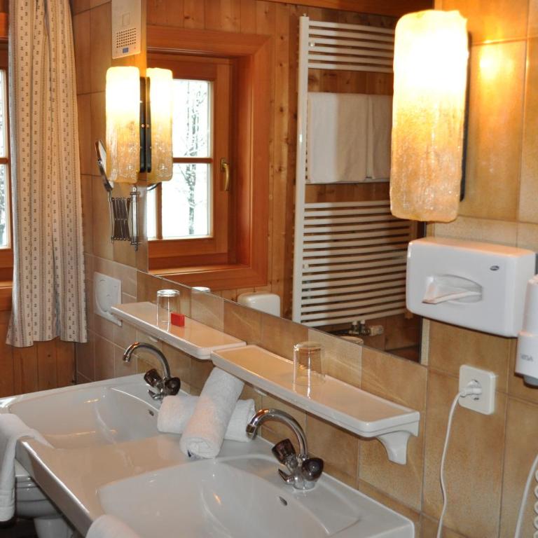 Hotel Schlosswirt - Junior Suite (2 Erwachsene + 2 Kinder) - 2