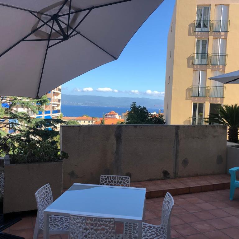 Casone Centre-ville, vue mer - Appartement - Vue sur Mer - 4