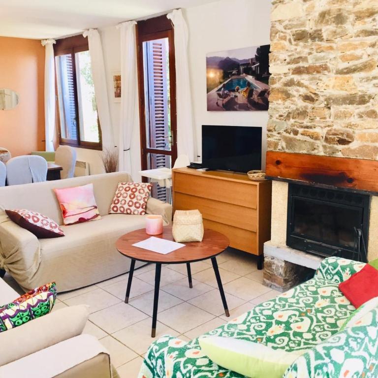 Gaou Benat, village des fourches, Label patrimoine XXe siècle - Maison de Vacances - 13