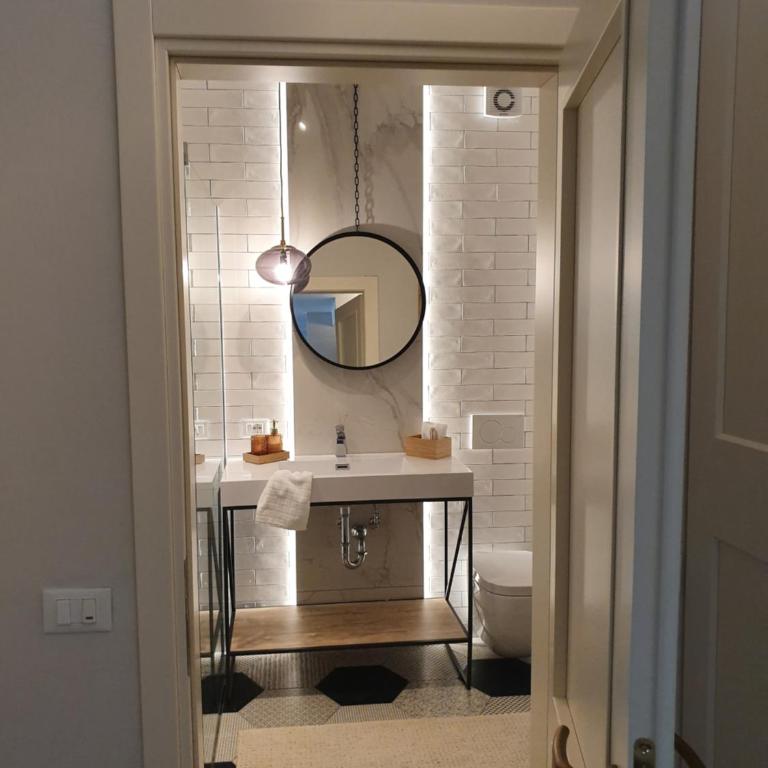 THE MIRROR GUESTHOUSE - TERME MERANO - Appartamento con 2 Camere da Letto - 13