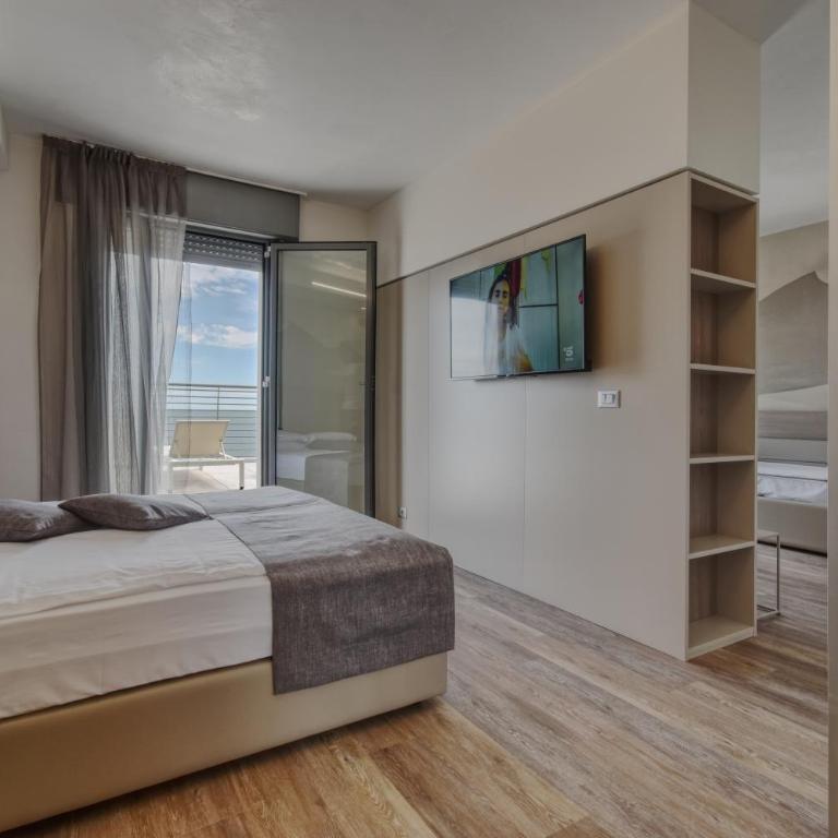 Hotel Delle Nazioni - Adults Only - Suite con Vista Mare Frontale - 5