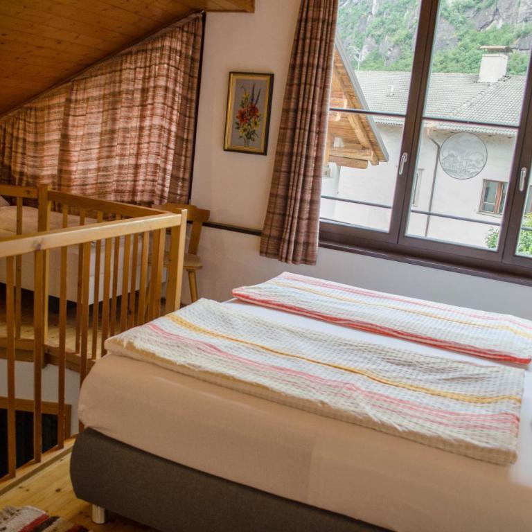 Garni Meinrad - Großes Familienzimmer - 9