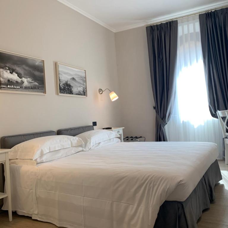 Hotel Bel Soggiorno - Camera Matrimoniale/Doppia con Letti Singoli con Vista Città - 9
