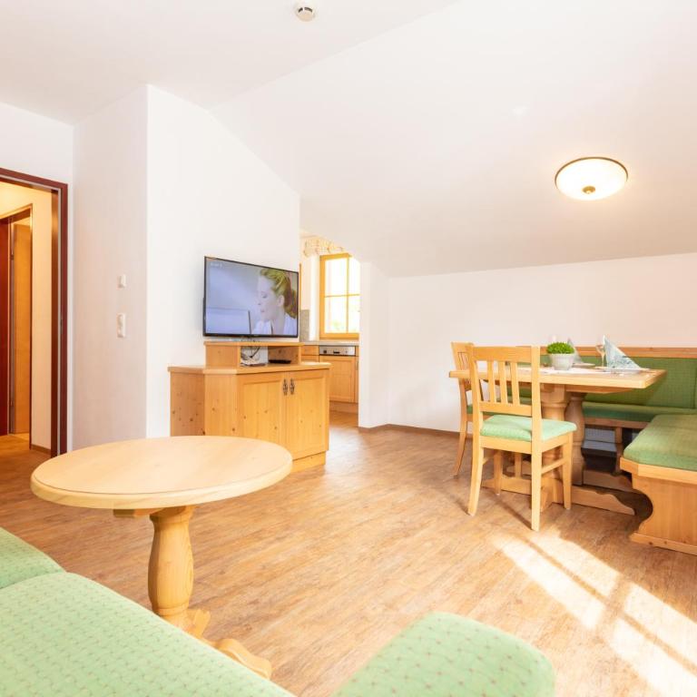 Appartementhaus Schützenhof Schied - Sauna, Tiefgarage, Bergblick - Apartment mit 1 Schlafzimmer - 4